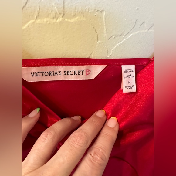 Victoria’s Secret Red Chemise Gown Panty Set - Picture 5 of 10